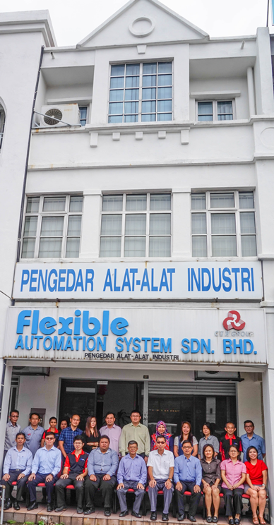 Torre de Fortaleza – Rim Malasia (Como parte de nuestro Grupo CEH Malasia/FAS automatización Sb) En La Oficina De Kuala Lumpur